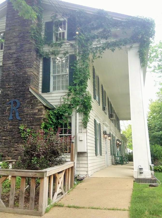 Rider'S Inn Painesville Exterior photo